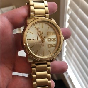 DIESEL WATCH (Gold)